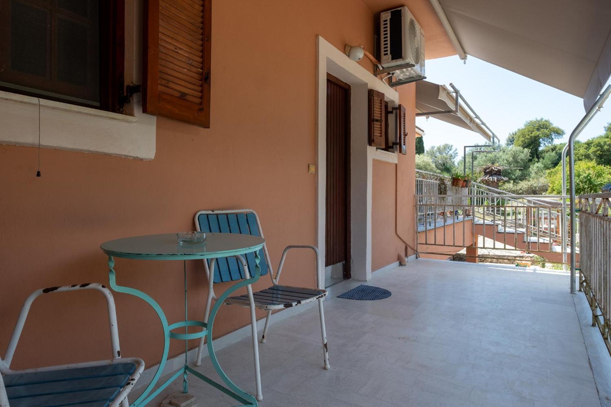 Kokkini Peach House Lägenhet Kokkínion Exteriör bild