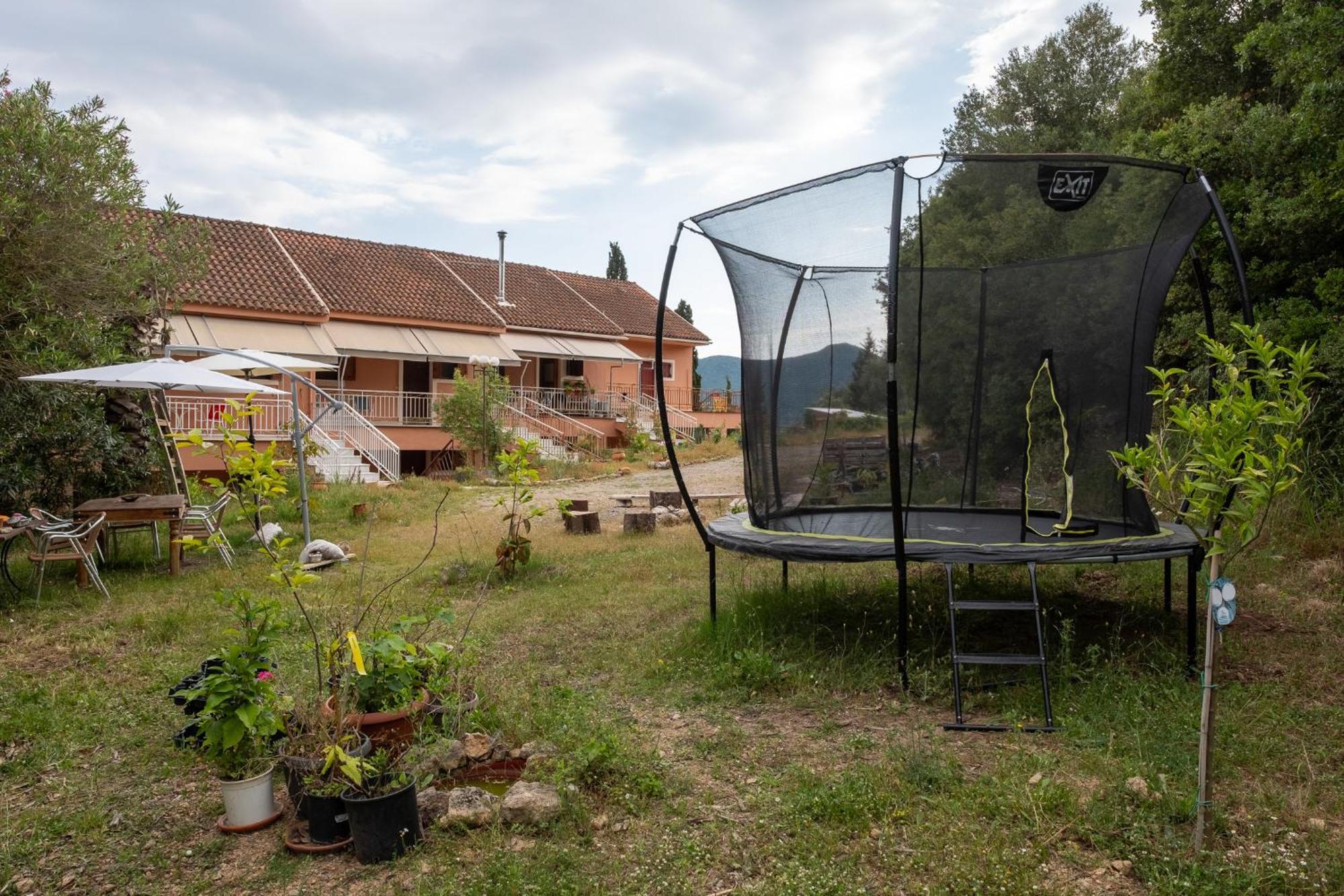 Kokkini Peach House Lägenhet Kokkínion Exteriör bild