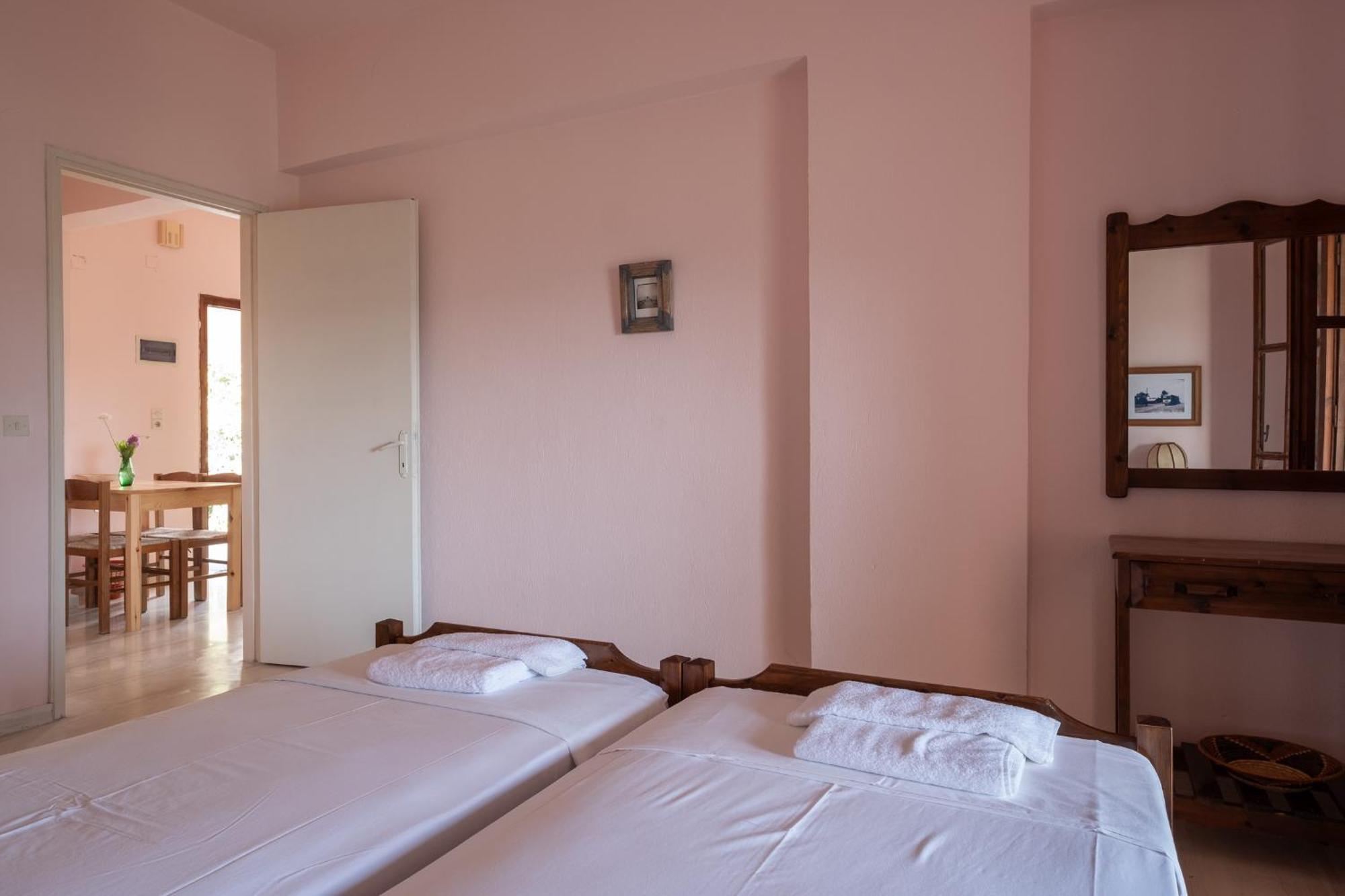 Kokkini Peach House Lägenhet Kokkínion Exteriör bild
